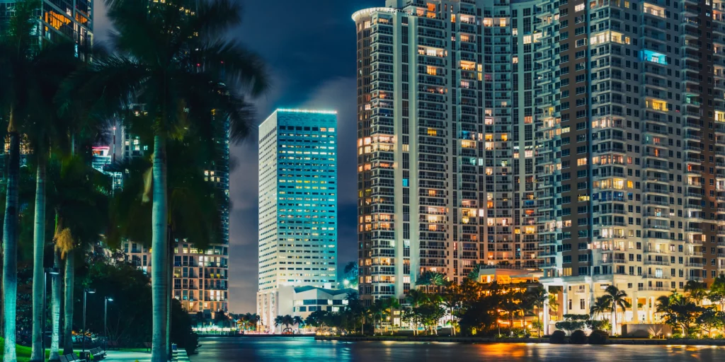 ¿Cómo está el mercado inbiliario en Miami este 2023 ?